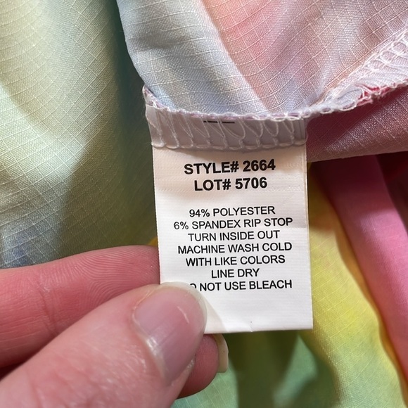 Terez Women's Tie-Dye Print Paneled Full Zip Windbreaker Jacket - Picture 10 of 10